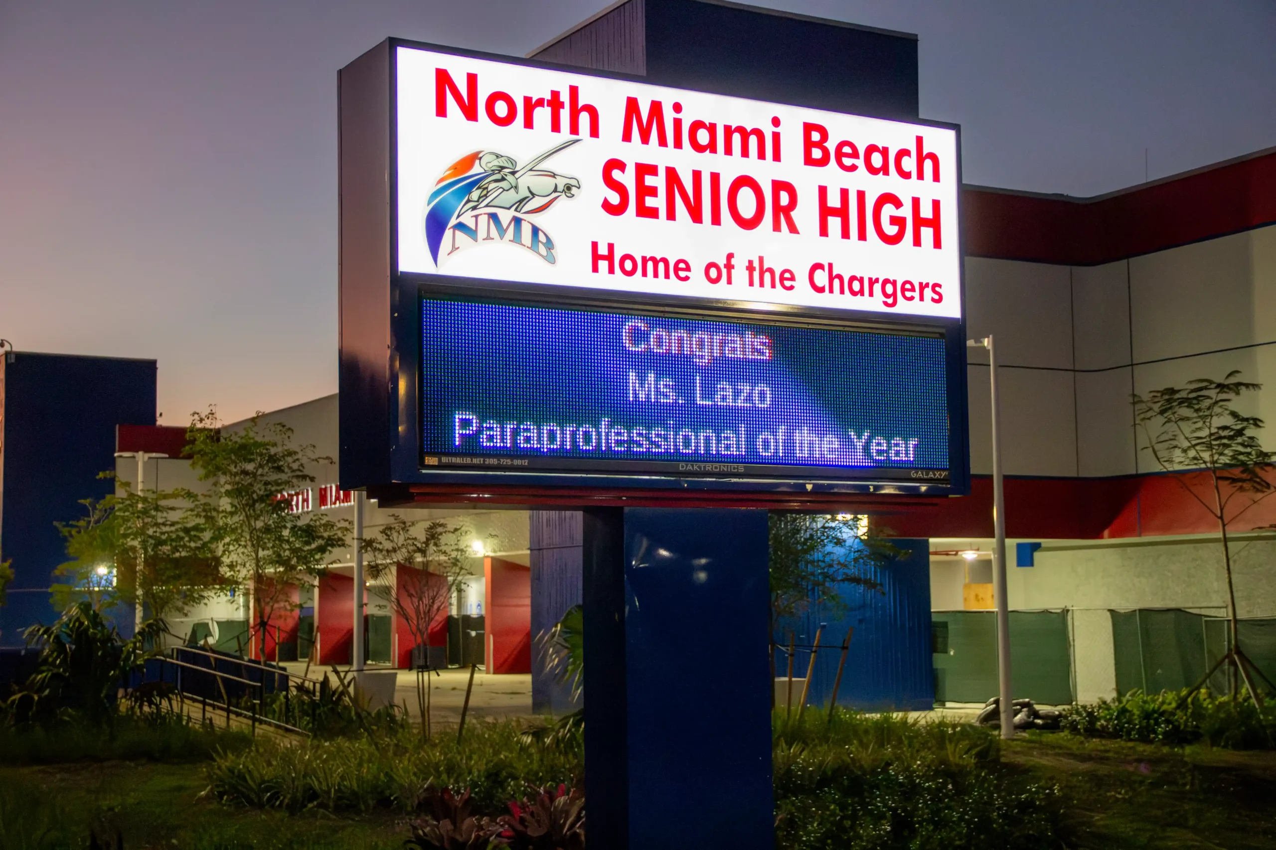 NORTH MIAMI BEACH SR HIGH NIGHT